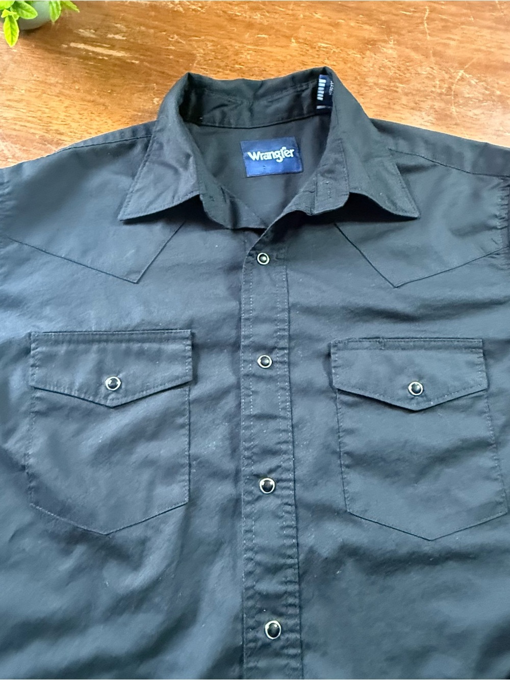 Wrangler Men’s Black Western Snap Shirt Medium